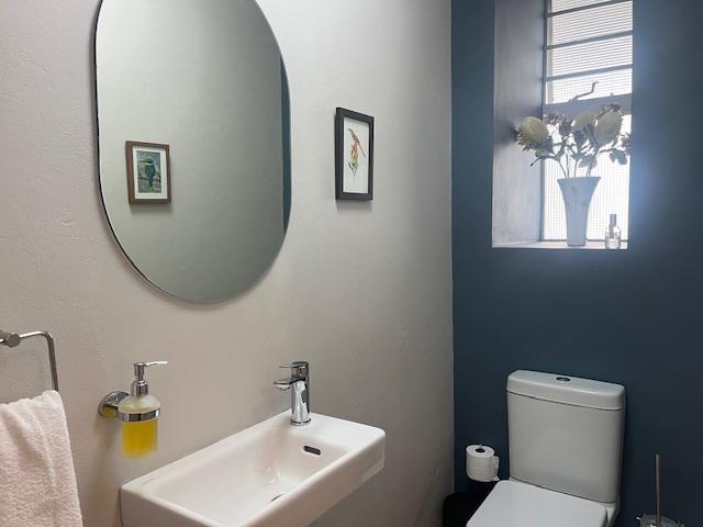 To Let 2 Bedroom Property for Rent in Sea Point Western Cape